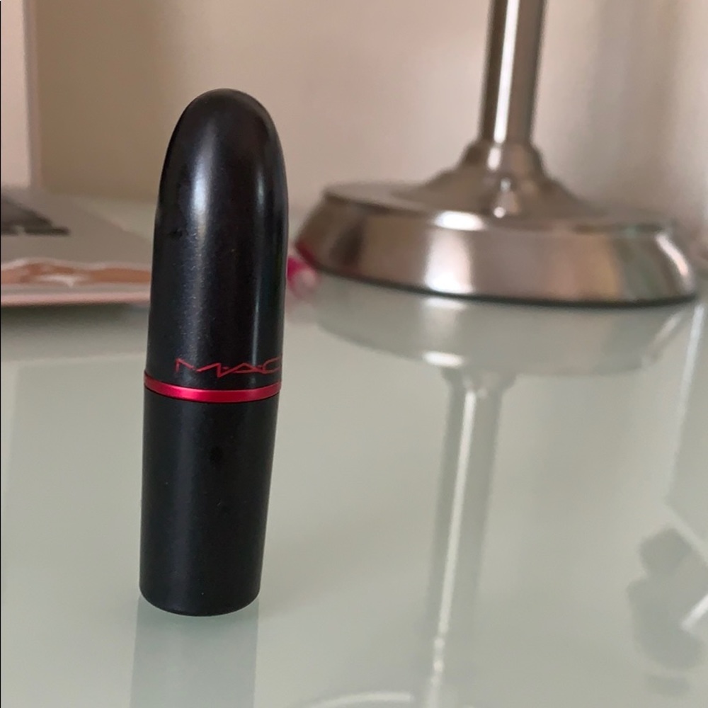 MAC Viva Glam I lipstick